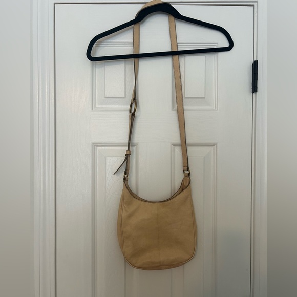 FRYE | Madison Leather Crossbody Bag - Picture 3 of 9